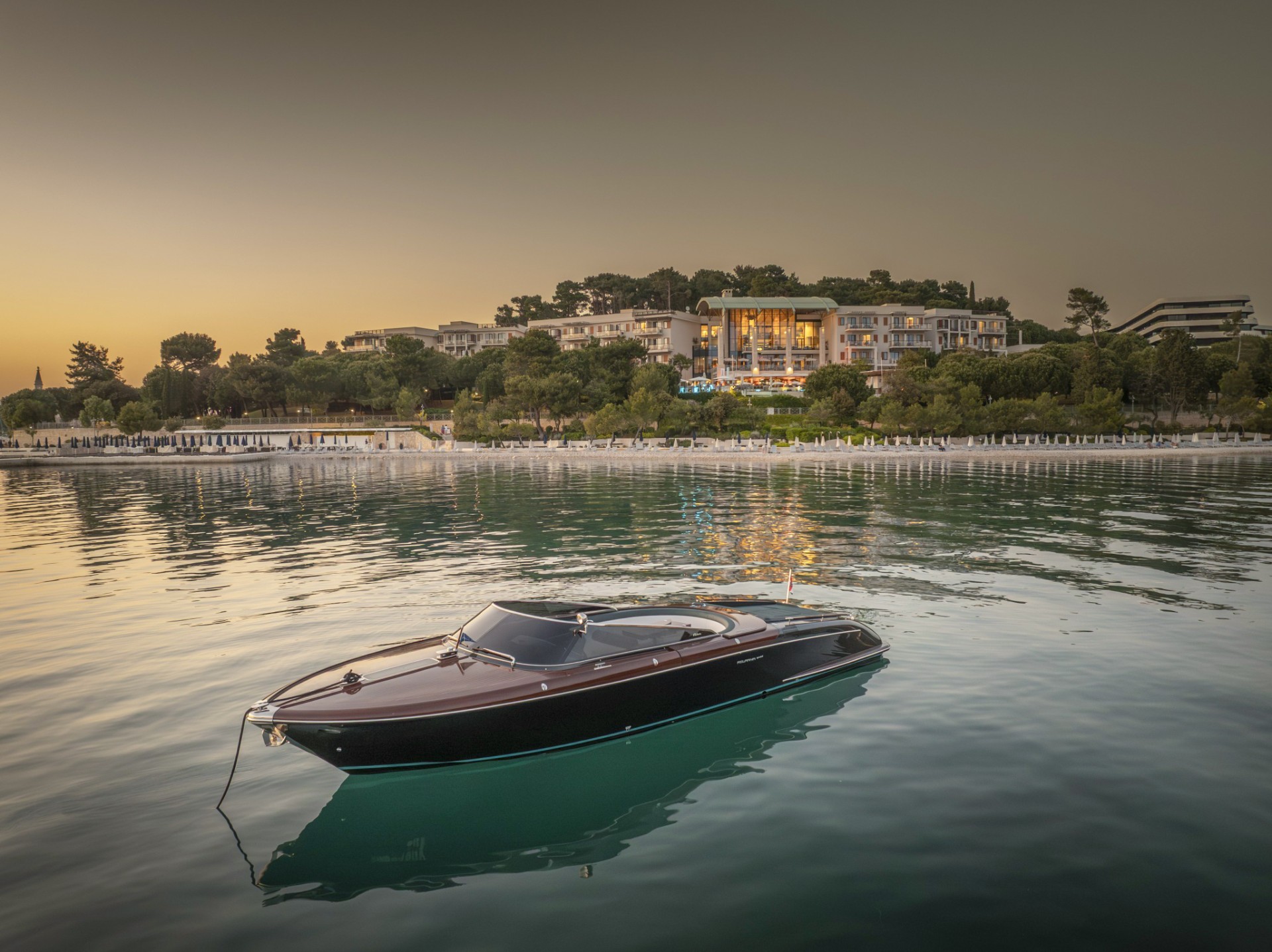 UM VERÃO À RIVA-STYLE NA CROÁCIA. O NOVO RIVA LOUNGE ABRE NO HOTEL MONTE MULINI EM ROVINJ