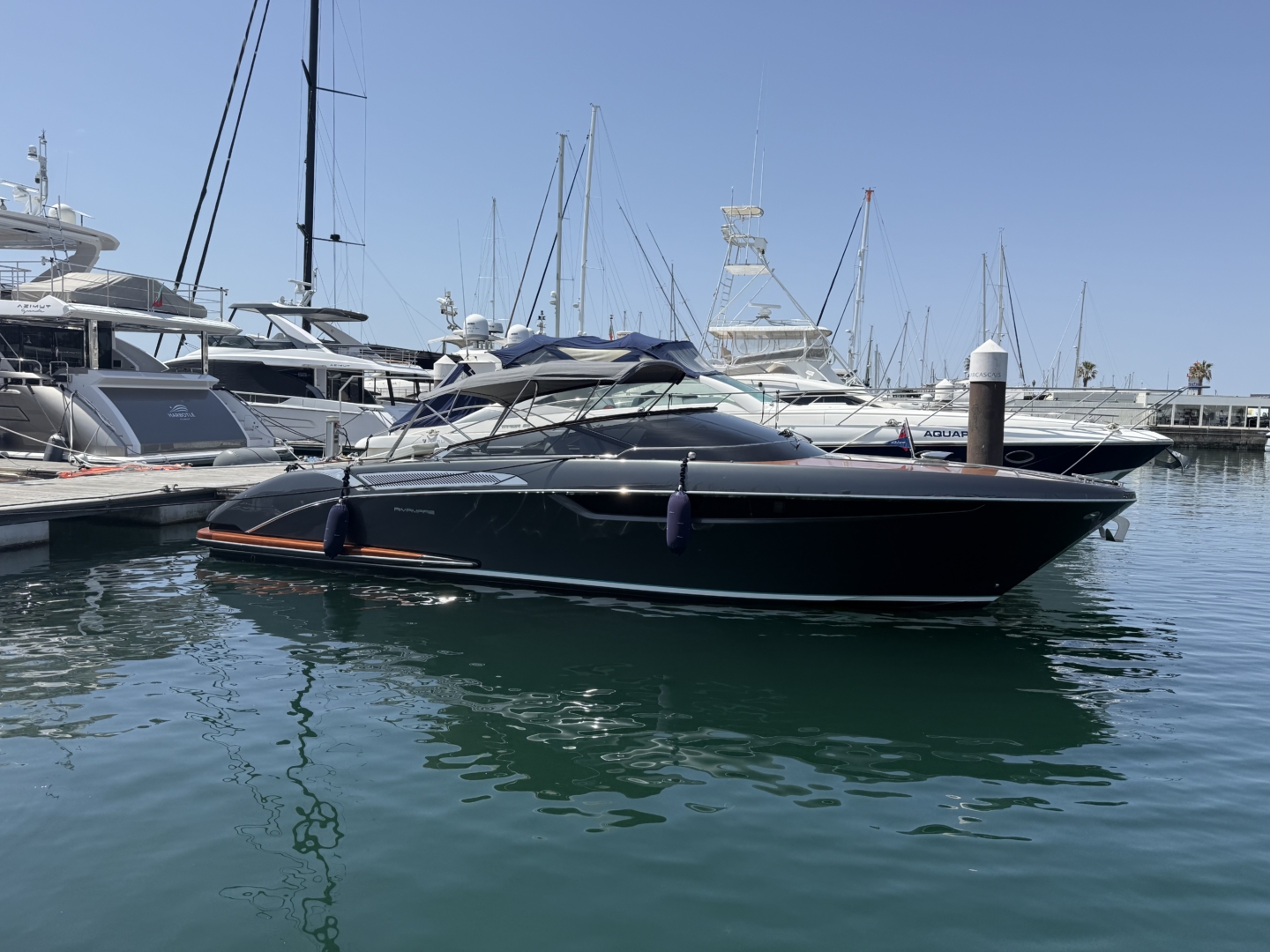 Rivamare 38 (2025)